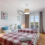 Villa Altura Beach Villa *
