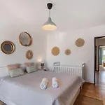 Altura Beach Villa *