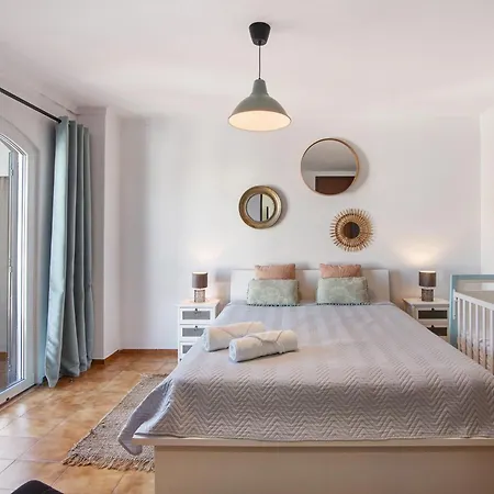 Willa Altura Beach Villa *