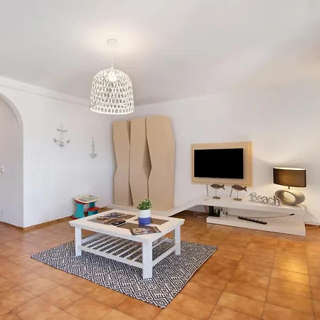 Altura Beach Villa