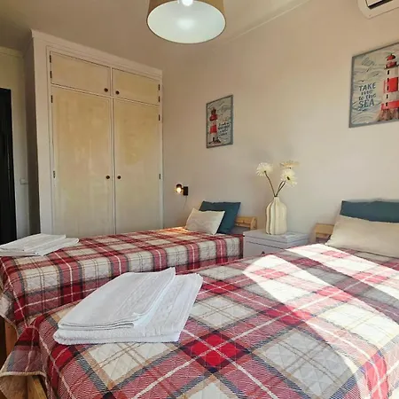 Altura Beach Villa *